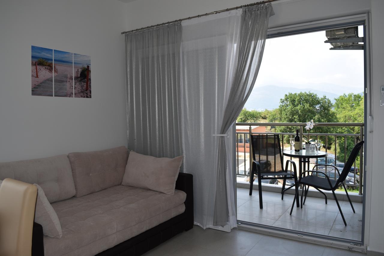 Kristina Apartments Tivat Luaran gambar
