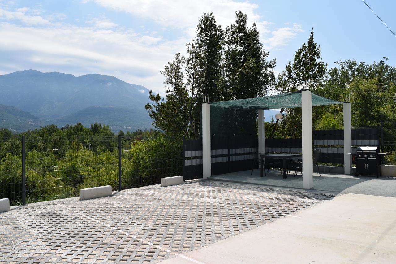 Kristina Apartments Tivat Luaran gambar